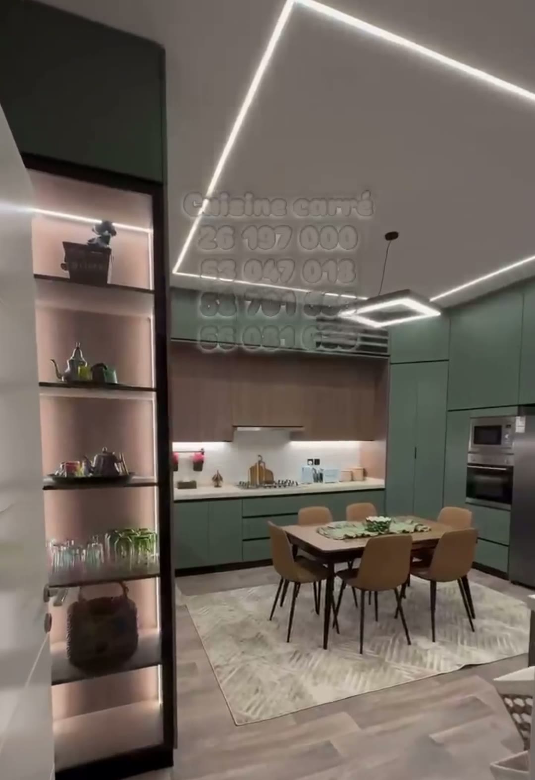 Cuisine Vert Sauge – Coin Repas & Vitrine Lumineuse