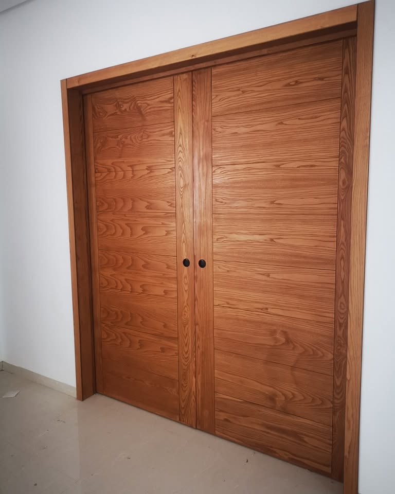 Porte Double Battante en Bois Massif